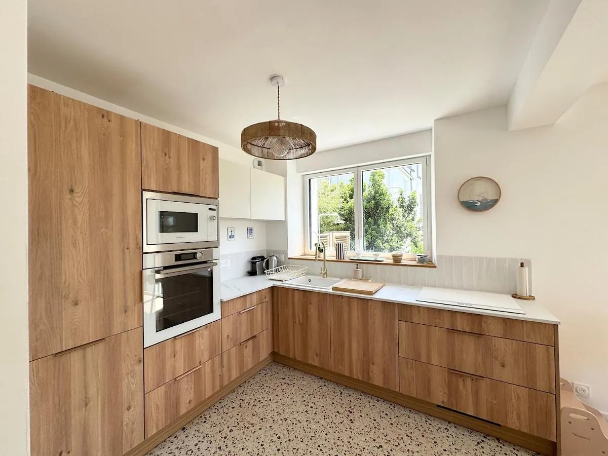 Tatil Evi Maison Renovee, Sainte Marine A 100 M De La Plage Combrit
